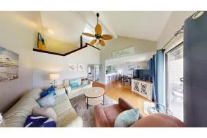 Heron Marsh Hideaway Split Level Villa - Литчфилд-Бич