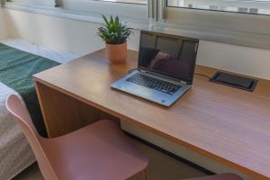 VNF509 - Studio Shop. Frei Caneca e Av. Paulista