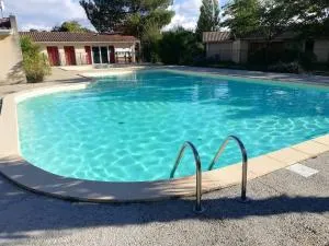 Vacances au bord de l'eau - 乌尔坦