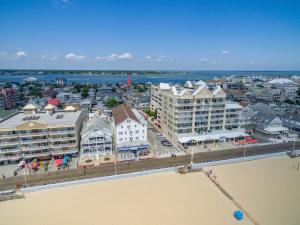 Cozy 2BR Apt Walk to the Beach and Boardwalk