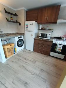 Escapada Perfecta !Moderno y Luminoso Departamento en Zona Chauvin para Alquiler Temporario