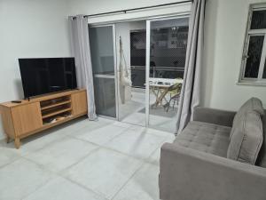 Apto moderno a 1,5km da praia da Barra da Tijuca