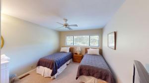 Beach and Golf Dreams: 3 Bedroom 2 Bath