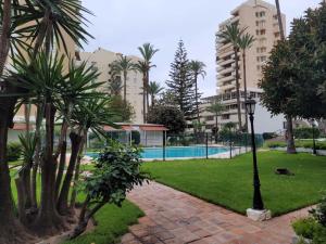 Sunny Beach Aloha Apartment - Ubytování bez kategorie ve městě Torremolinos