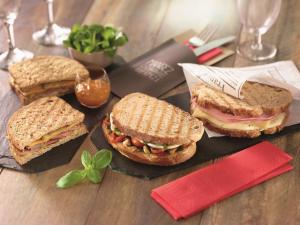 Hotels ibis Lyon Part Dieu Les Halles : photos des chambres