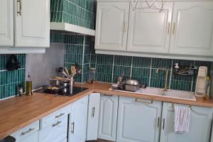 Maisons de vacances Large house with garden close Olympics and Paris : photos des chambres