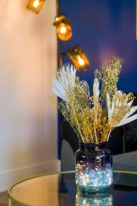 Free Parking, Contractors, Families, Long Stays - Large Home