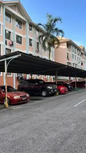 Lutfi&Mirza Homestay - Kampong Rampayan