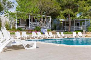 Mobile Homes Peškera