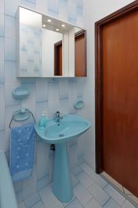 Apartments by the sea Senj - 22576