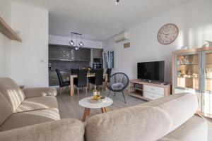 Apartments with parking space Bibinje, Zadar - 23143