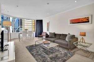 Quality apartment in the Rocks GLO1203