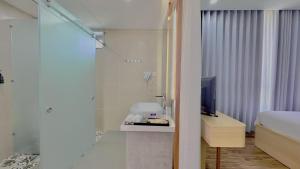 Diora Hotel Pleiku by HOS