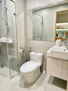 Harbour View in Ha Long