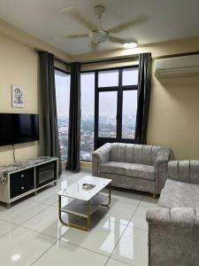 1Tebrau by Portofino Luxury Home