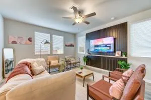 Modern Getaway Home - 3 Bedrooms 2,5 Baths - Houston, Bellaire, Katy, Richmond - Houston ChinaTown, Little Saigon, King Bed - Four Corners