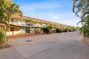 Arlia Sands Apartments