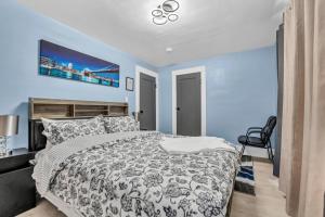 Walk To Fall (4th Street)