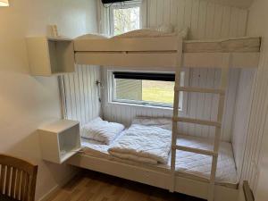 Wonderful 100 Sqm Holiday Home600M From The Sea