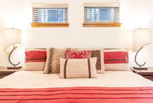 Cross Creek - Pool and Hot Tubs by Daniel