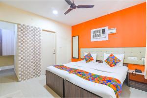 FabHotel VRJ Residency - 500M from Chennai Trade Center