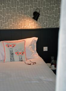 Hotels Logis Hotel Du Port : photos des chambres
