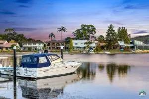 Aircabin - Woy Woy - Water Front - 6 Beds Lux Home - Koolewong