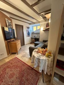 Superbe studio entièrement équipée à 1min de la mer à pieds. Menton CENTRE