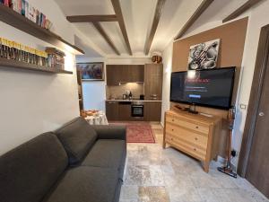 Superbe studio entièrement équipée à 1min de la mer à pieds. Menton CENTRE