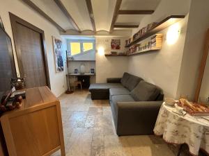 Superbe studio entièrement équipée à 1min de la mer à pieds. Menton CENTRE