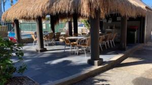 Lazy Dayz On Booner!