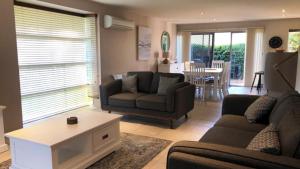 Bright and Cheery Surflinks