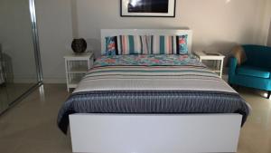 Stylish Contemporary Townhouse, Wifi, Air - Con