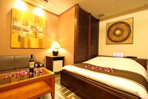 Asian Hotel CYALA - Adult Only