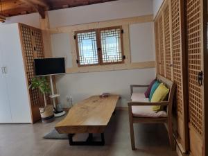 Naru Hanok stay