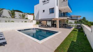 Villa Bura 