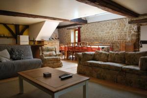 Les Roses, avec piscine, tennis et lac privatif