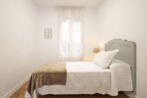 Amplio alojamiento centro barrio del Oeste