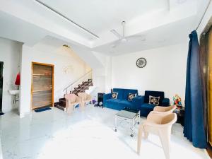 AMPS Villa
