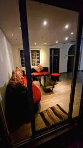 Spacious 4bhk near airport - premium stay - Singur