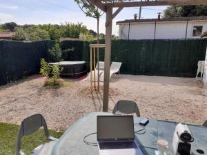 Chalets Chalet - Mer - Nature - village medieval : photos des chambres