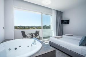 FRESH HOTEL FALIRAKI