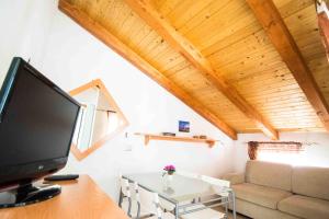 Resort Rocca di Vadaro - Beachfront Suites, Rooms & Apartments