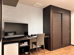 Reftel Osaka Itami Airport Hotel