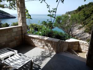 Contessa robinson house