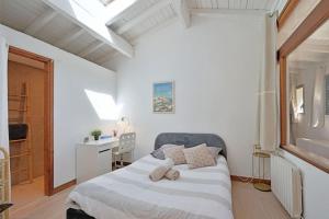 Maisons de vacances Grande villa avec piscine pres d-Avignon - Jonquerettes : photos des chambres