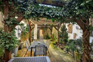 Apartment with Garden View room in Apartments Dlouhá 93