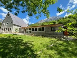 Magic Space Petros Skafias - Hardedaj