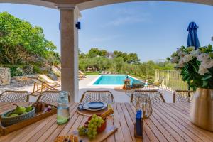 Villa Mamma Mia, a 6-bedroom property with 40sqm pool