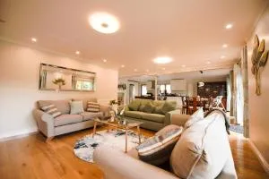 Palm Cottage - Earley